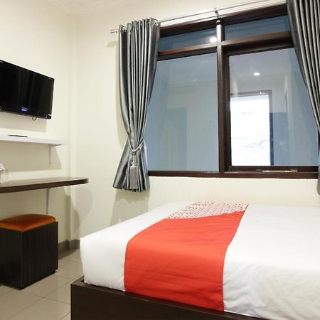 Oyo 202 Kuwera Inn 万隆 外观 照片