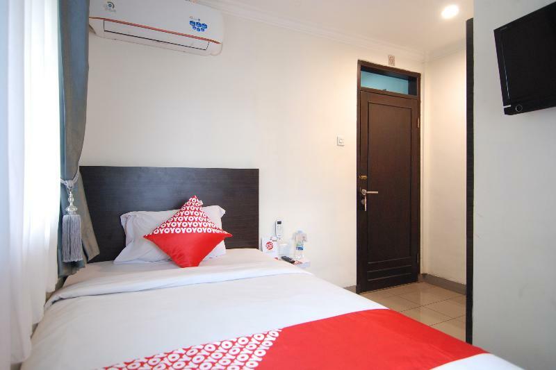 Oyo 202 Kuwera Inn 万隆 外观 照片